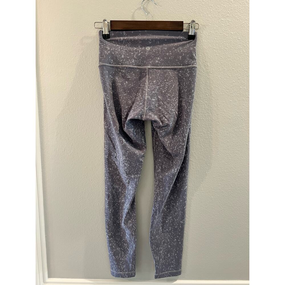 LULULEMON Wunder Under High Rise Crop 25" Tights Asphalt Grey Size 4 - Picture 2 of 5